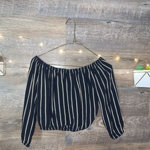 Brandy Melville Maura top